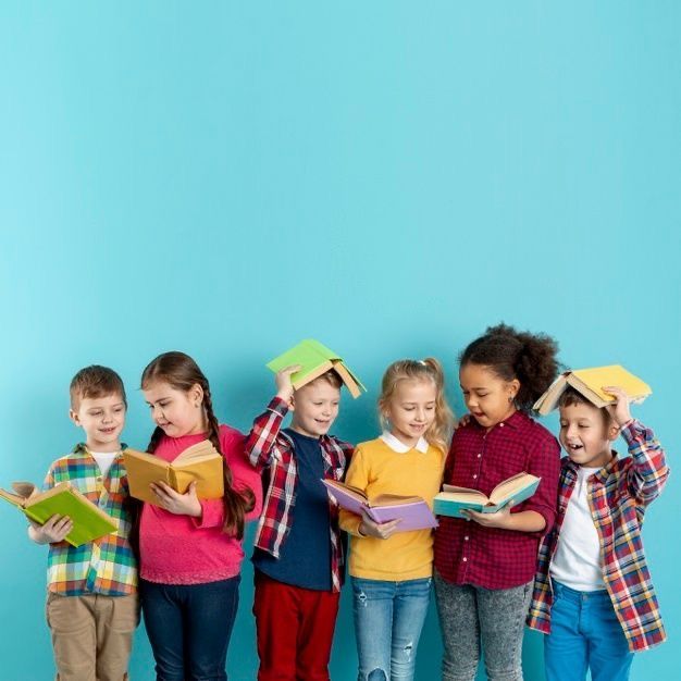 Circle Students